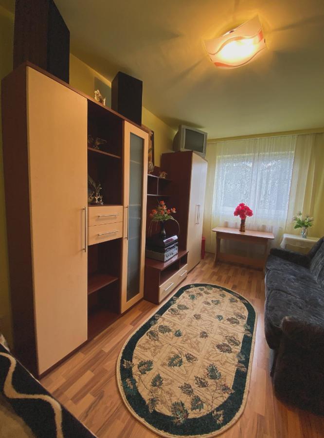 Apartament Cristian Geoagiu Bai Ngoại thất bức ảnh
